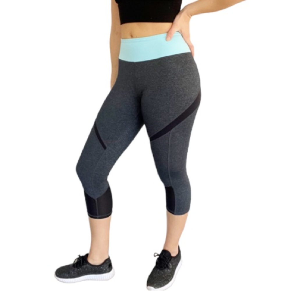 Kyodan cropped length blue trim leggings size XS